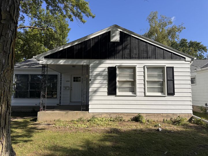 Property Photo:  2336 W Lawn Ave  WI 53209 