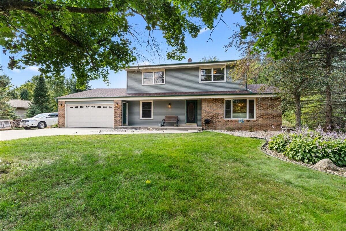 Property Photo: 8605 Salisbury Rd WI 53040