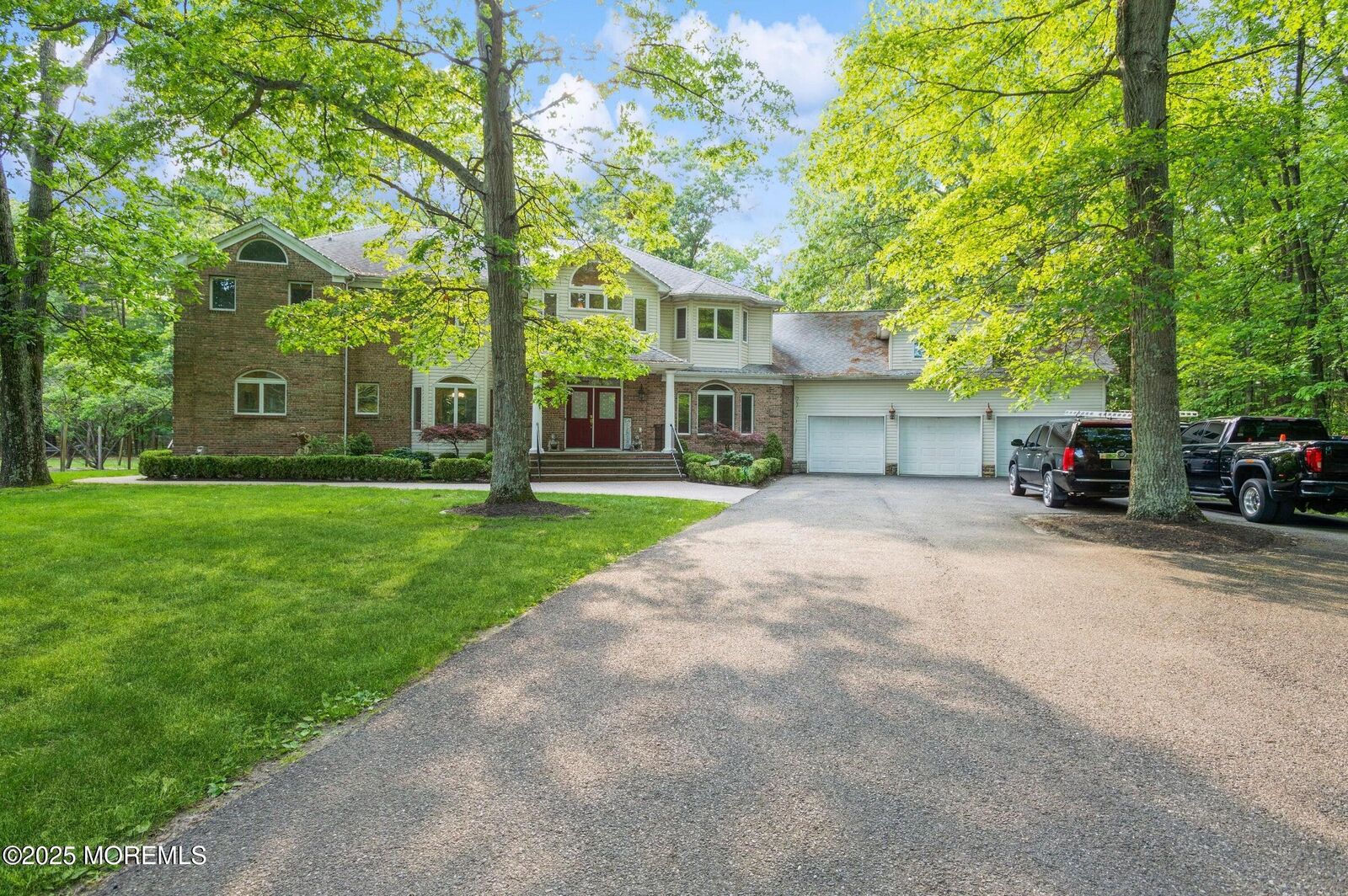 Property Photo: 5 Ramapo Court NJ 07722