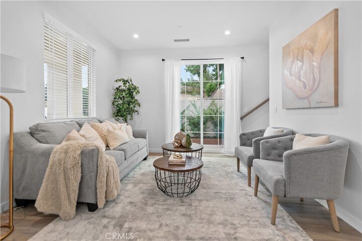 Property Photo: 872 W Walnut Avenue A CA 91016