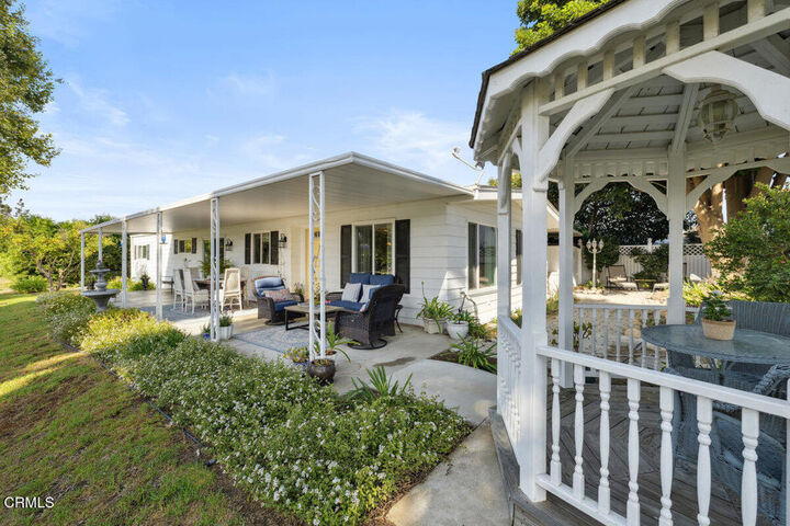 Property Photo: 25 Faulkner Court 25 CA 93003