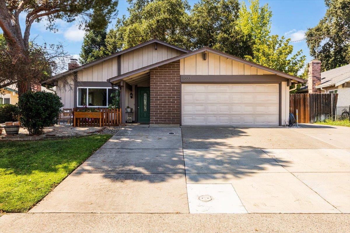 Property Photo: 8033 Larwin Dr CA 95610