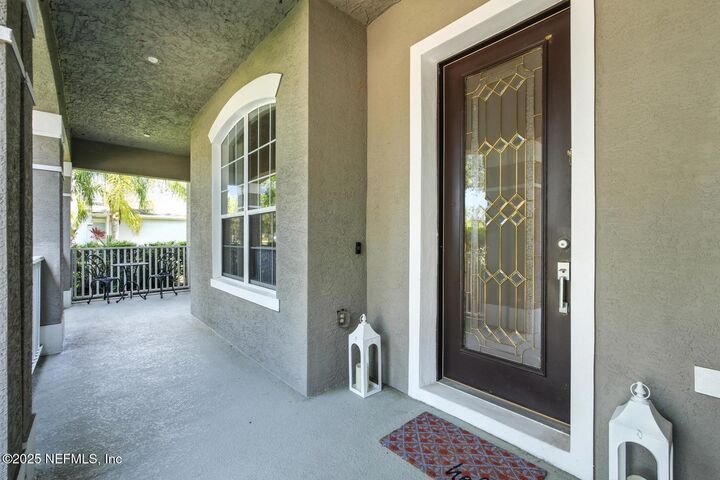 Property Photo: 9 Creekside Drive FL 32137