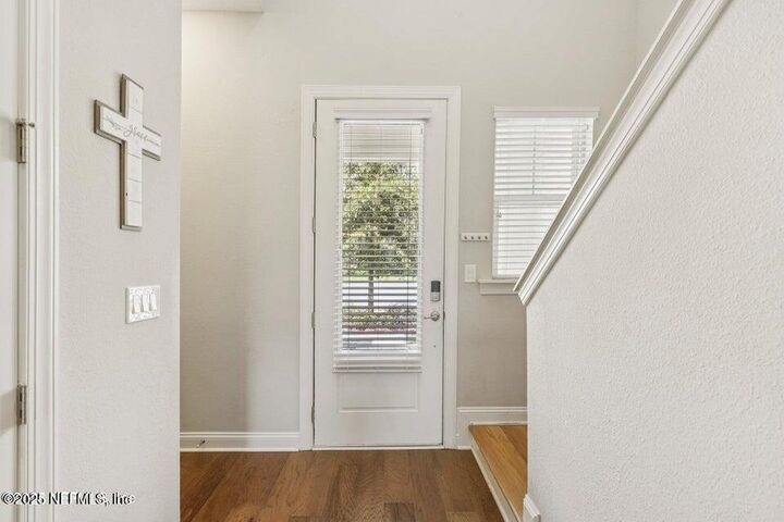 Property Photo: 118 Carousel Drive FL 32081