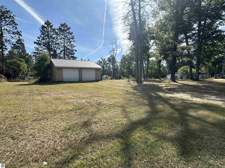 1693 Jill Janet Street  Harrison MI 48625 photo