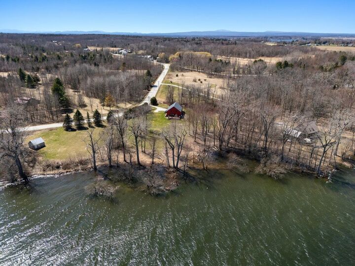 Property Photo:  320 Main Street  VT 05463 