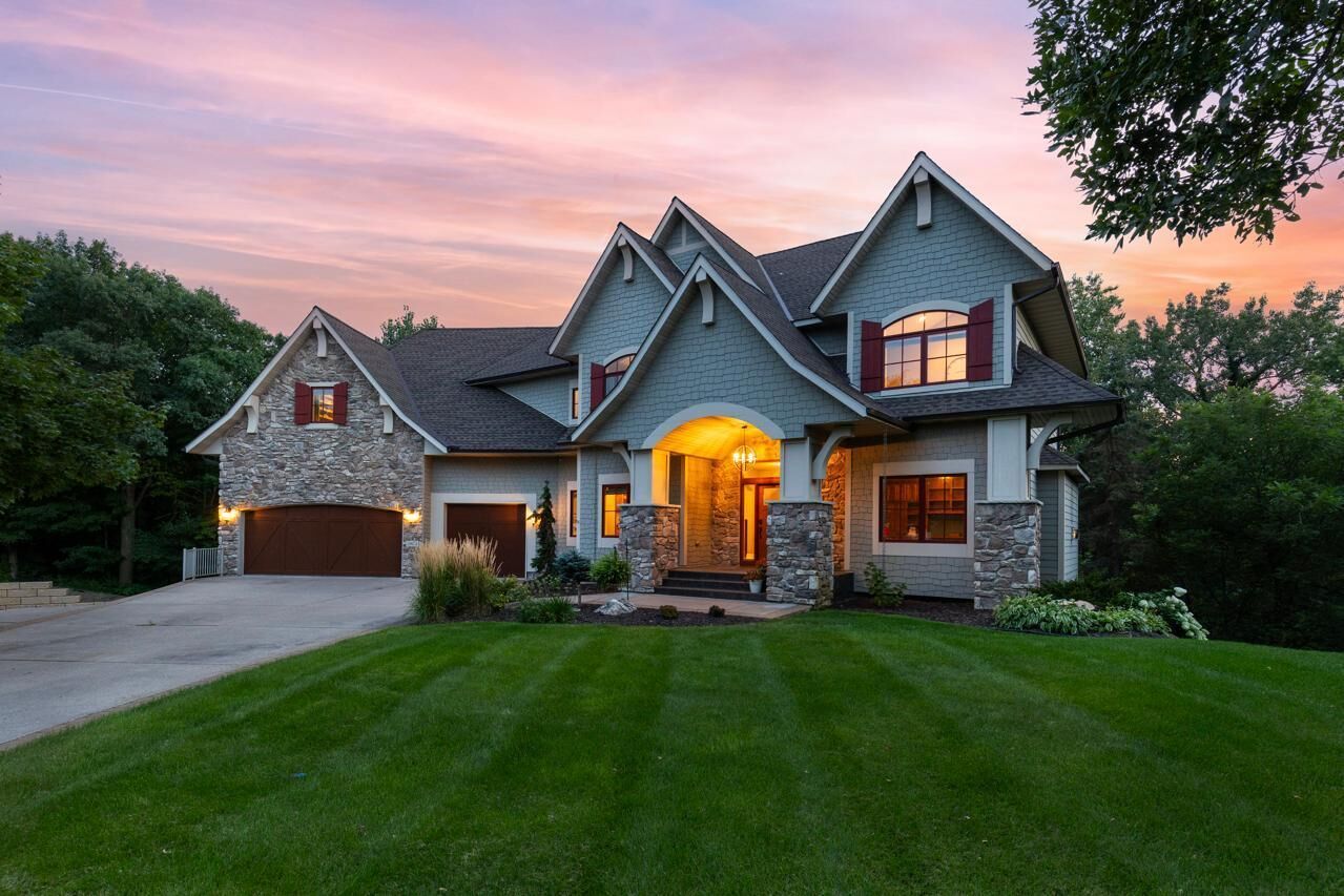 Property Photo: 18674 Ponderosa Court MN 55347