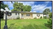 Property Photo:  1501 N Vinita Avenue  OK 74464 