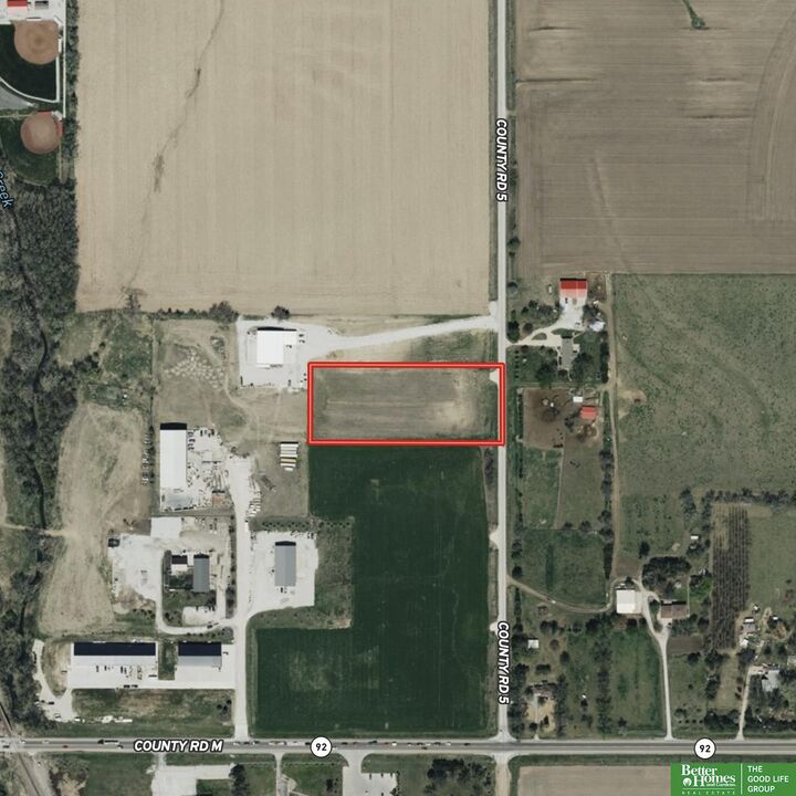 Property Photo: 1617 County Road 5 NE 68073