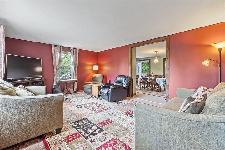 Property Photo:  18 Brown St  MA 01611 