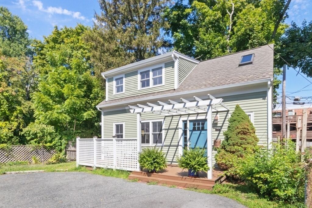 Property Photo: 114 Wrentham St 2 MA 02124