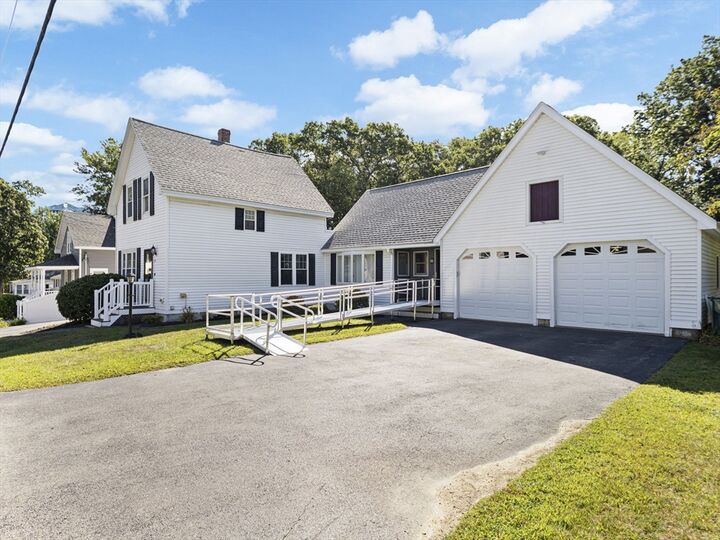 Property Photo: 21 Bishop St MA 01852