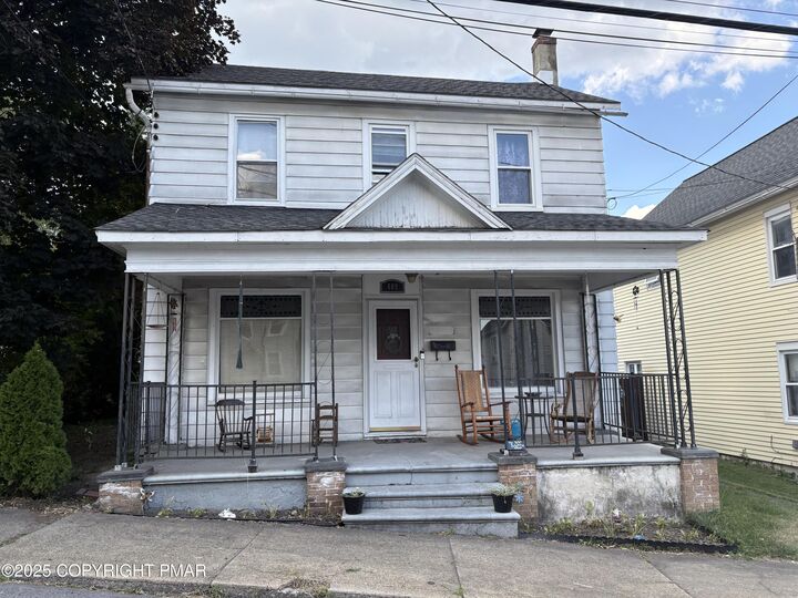 Property Photo: 609 Pennsylvania Avenue PA 18013