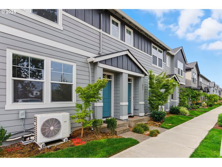 Property Photo: 627 NE 72nd St WA 98665