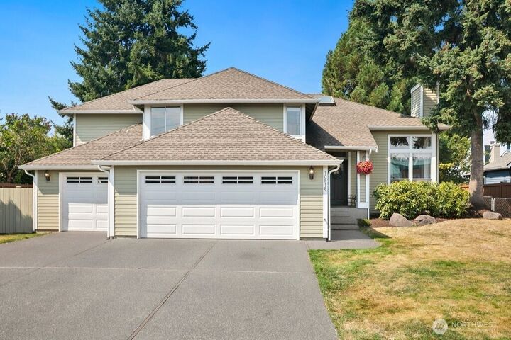 10818  52nd Place W  Mukilteo WA 98275 photo