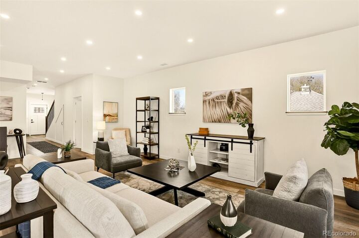 Property Photo:  614 Loveland Street  CO 80401 