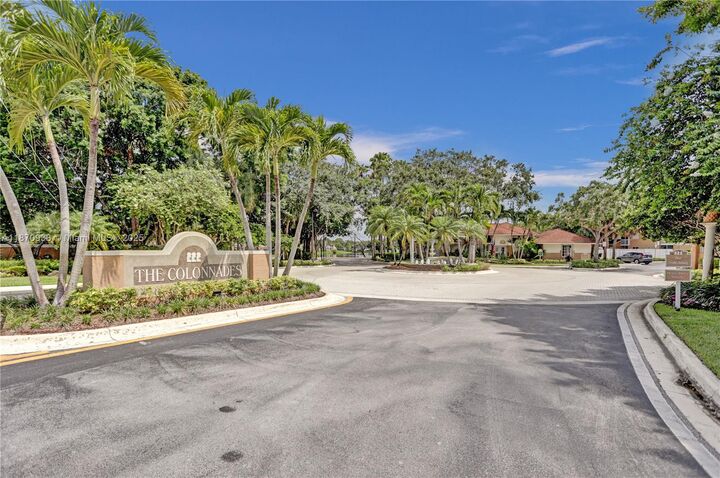 Property Photo: 801 NW 91st Ter 801 FL 33324