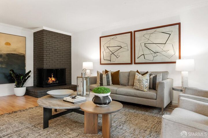 Property Photo: 44 Museum Way CA 94114