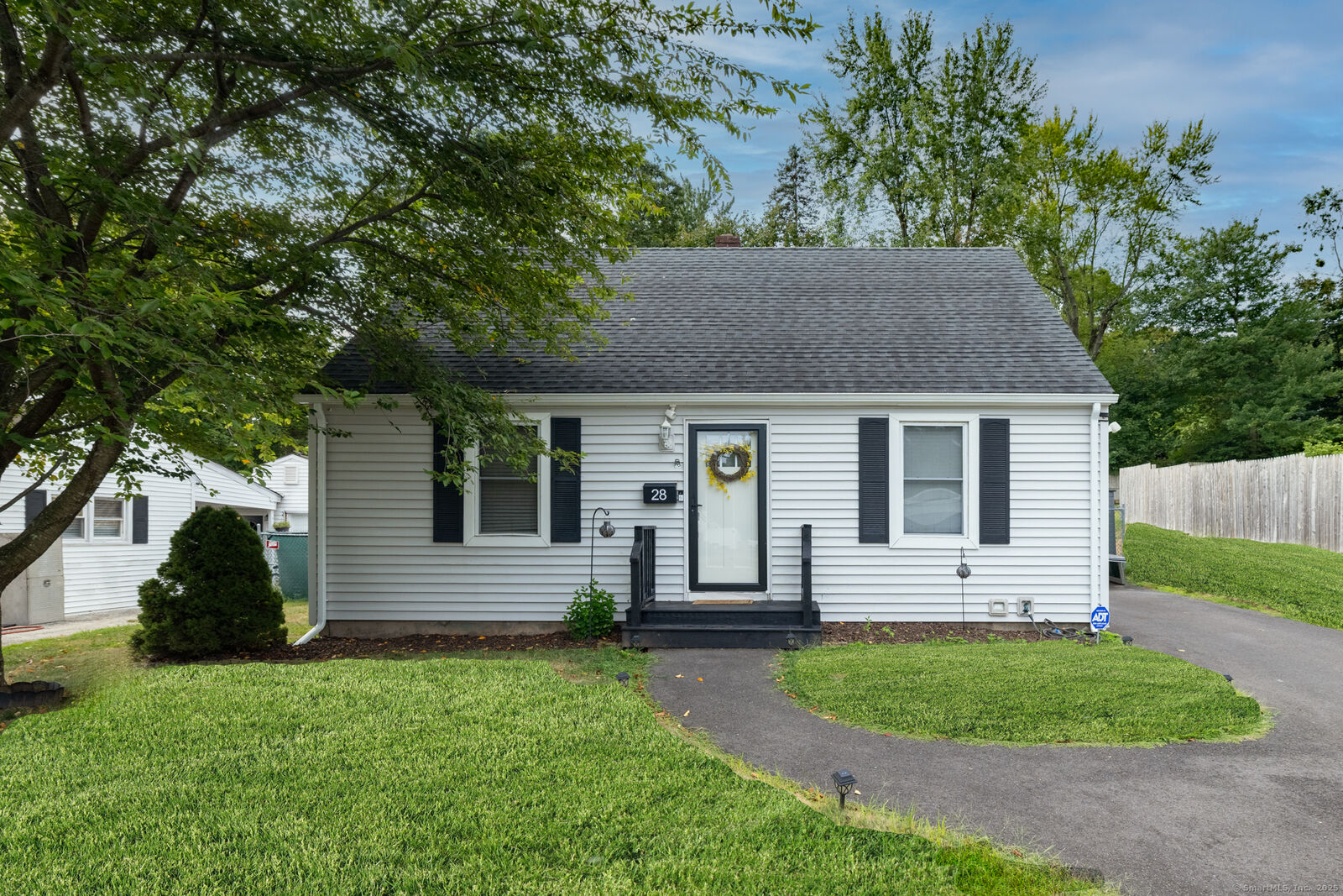 Property Photo: 28 Dee Avenue CT 06451