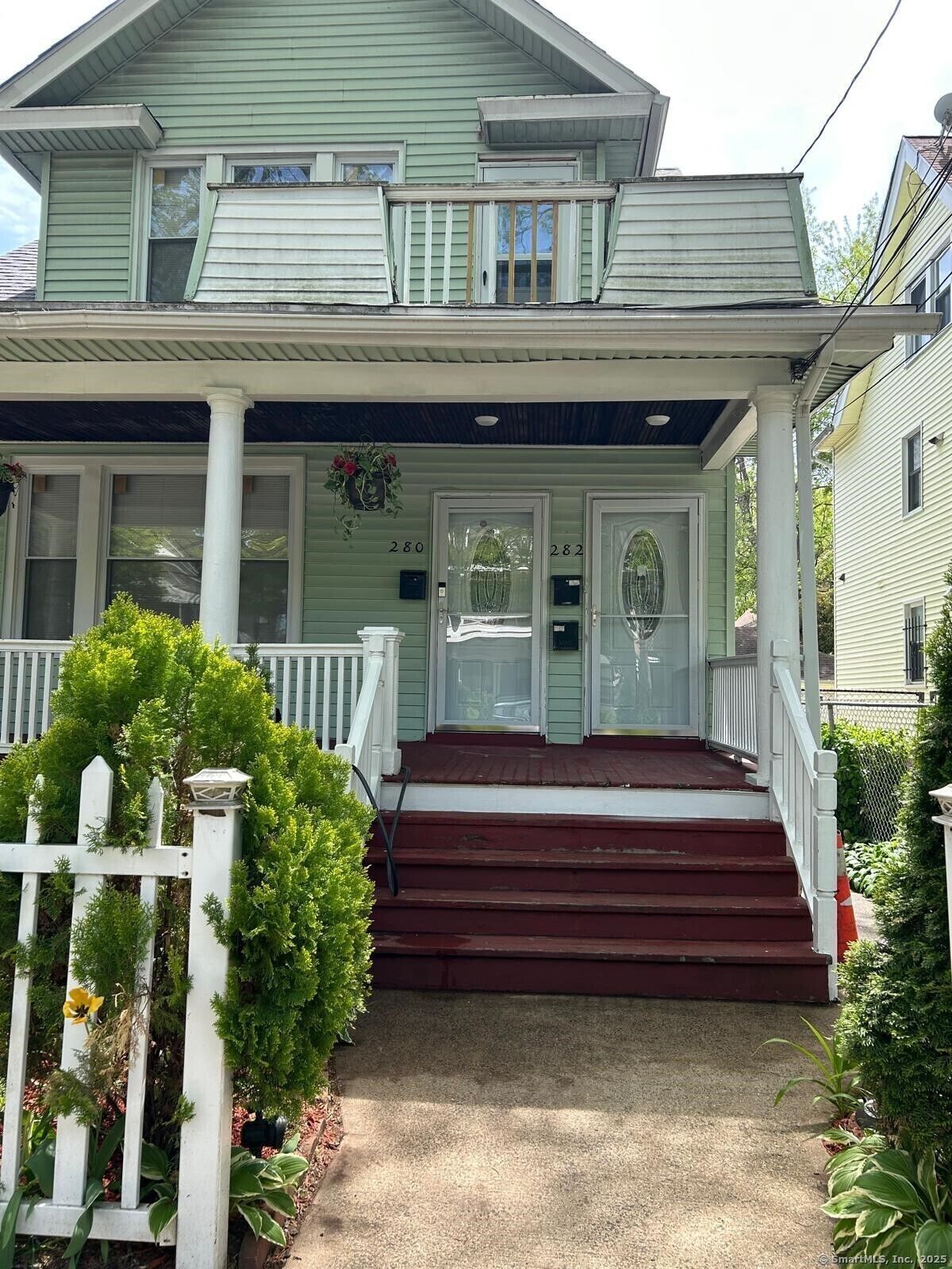 Property Photo:  280 Bassett Street  CT 06511 