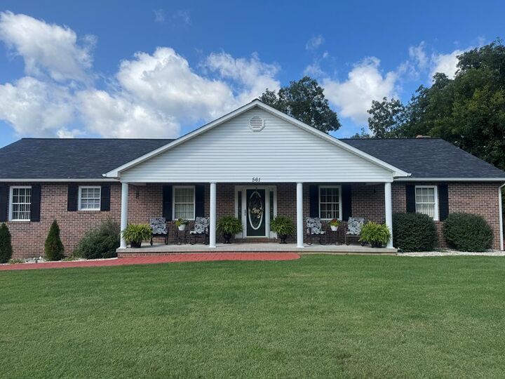 561 Hillsboro Drive  North Tazewell VA 24630 photo