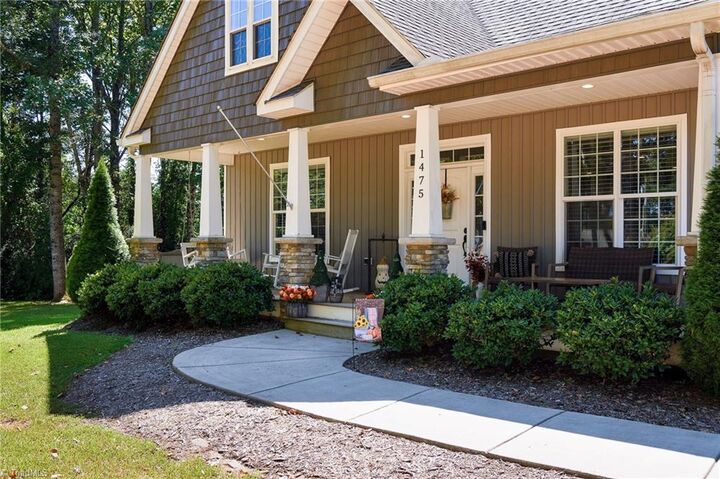 Property Photo: 1475 Curry Road NC 27284