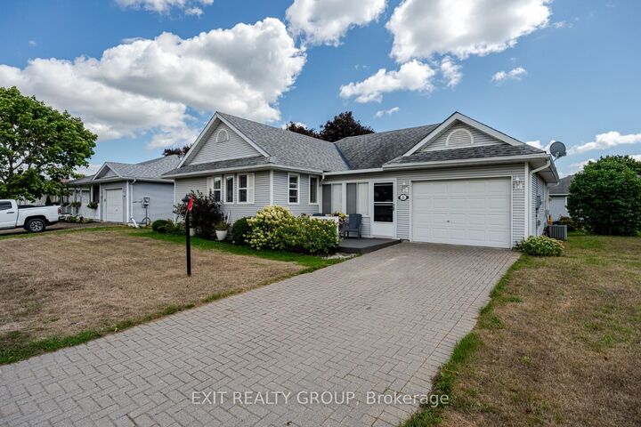 Property Photo: 5 Empire Boulevard ON K0K 3L0