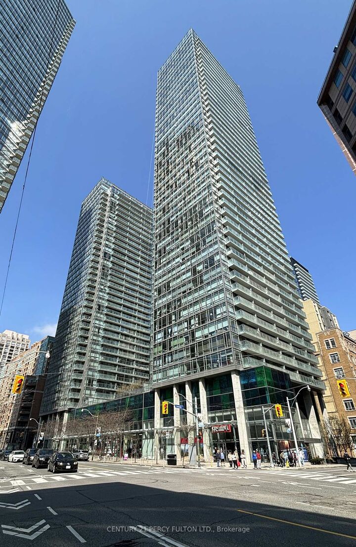 38 Grenville Street 3802  Toronto ON M4Y 1A5 photo