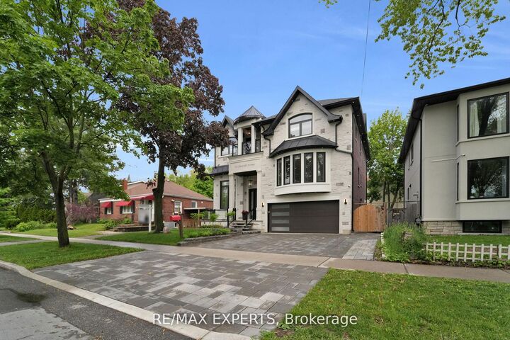 Photo de la propriété:  92 Churchill Avenue  ON M2N 1Z1 