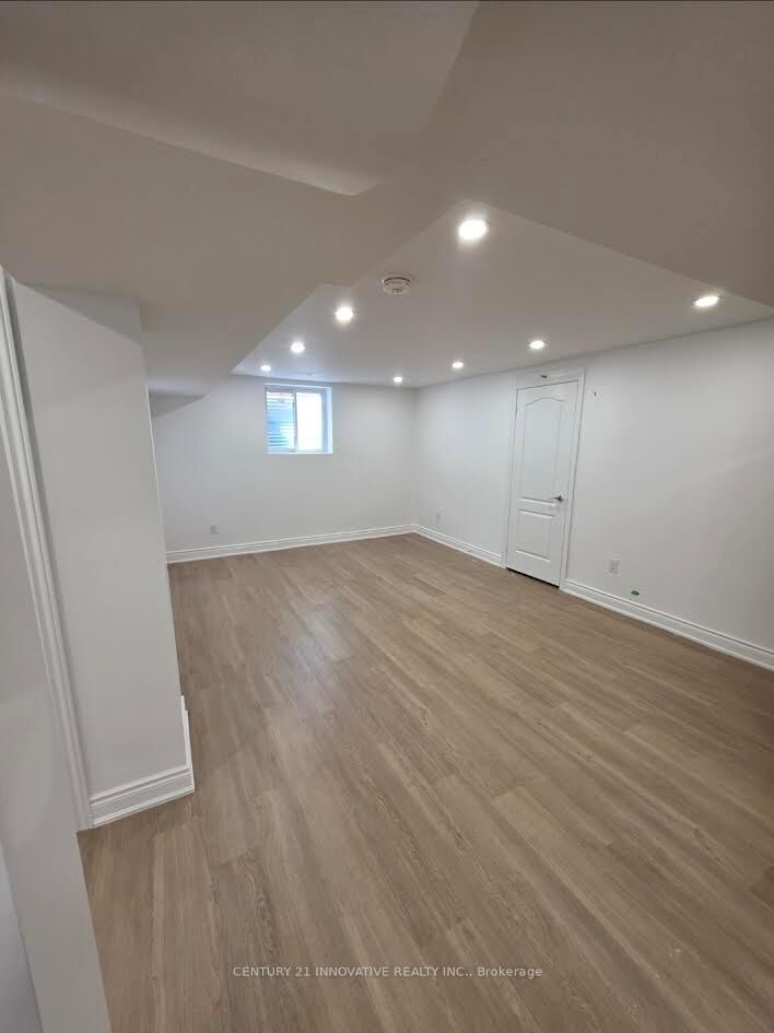 Property Photo:  58 Rolling Acres Drive  ON L1R 2B8 