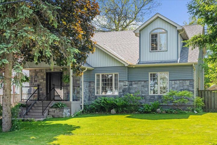 Photo de la propriété: 608 Marksbury Road ON L1W 2S8