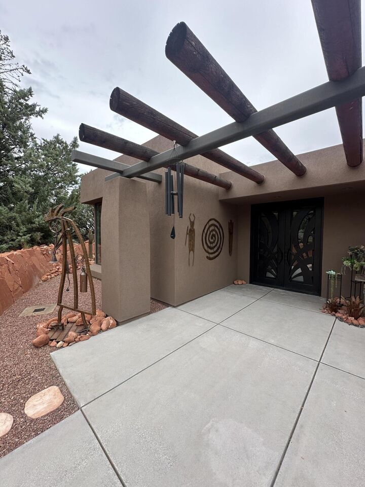 Property Photo: 1353 West Lake Dr UT 84738