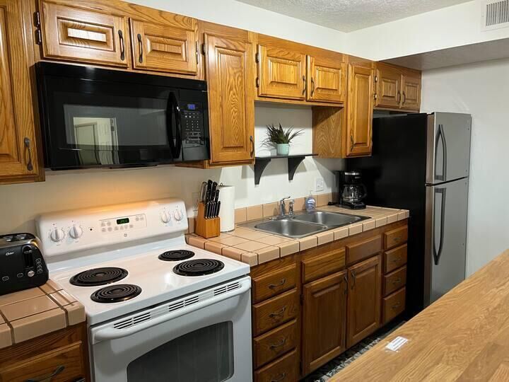 Property Photo:  860 S Village #H-8  UT 84770 