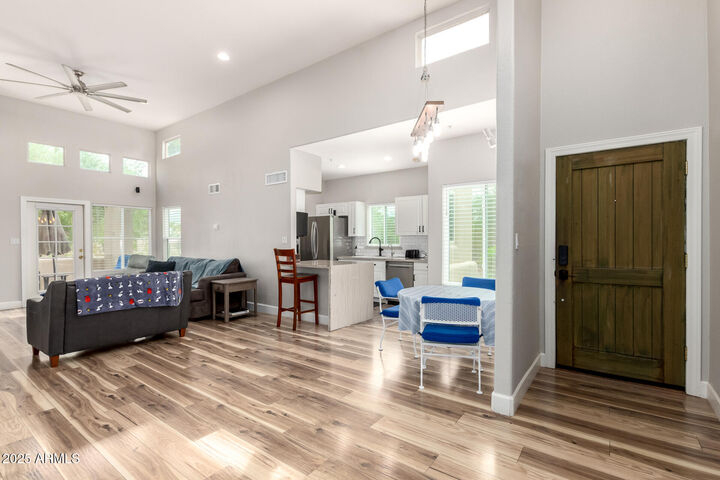 Property Photo: 11333 N 92nd Street 1114 AZ 85260