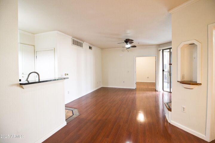 Property Photo: 1701 E Colter Street 370 AZ 85016