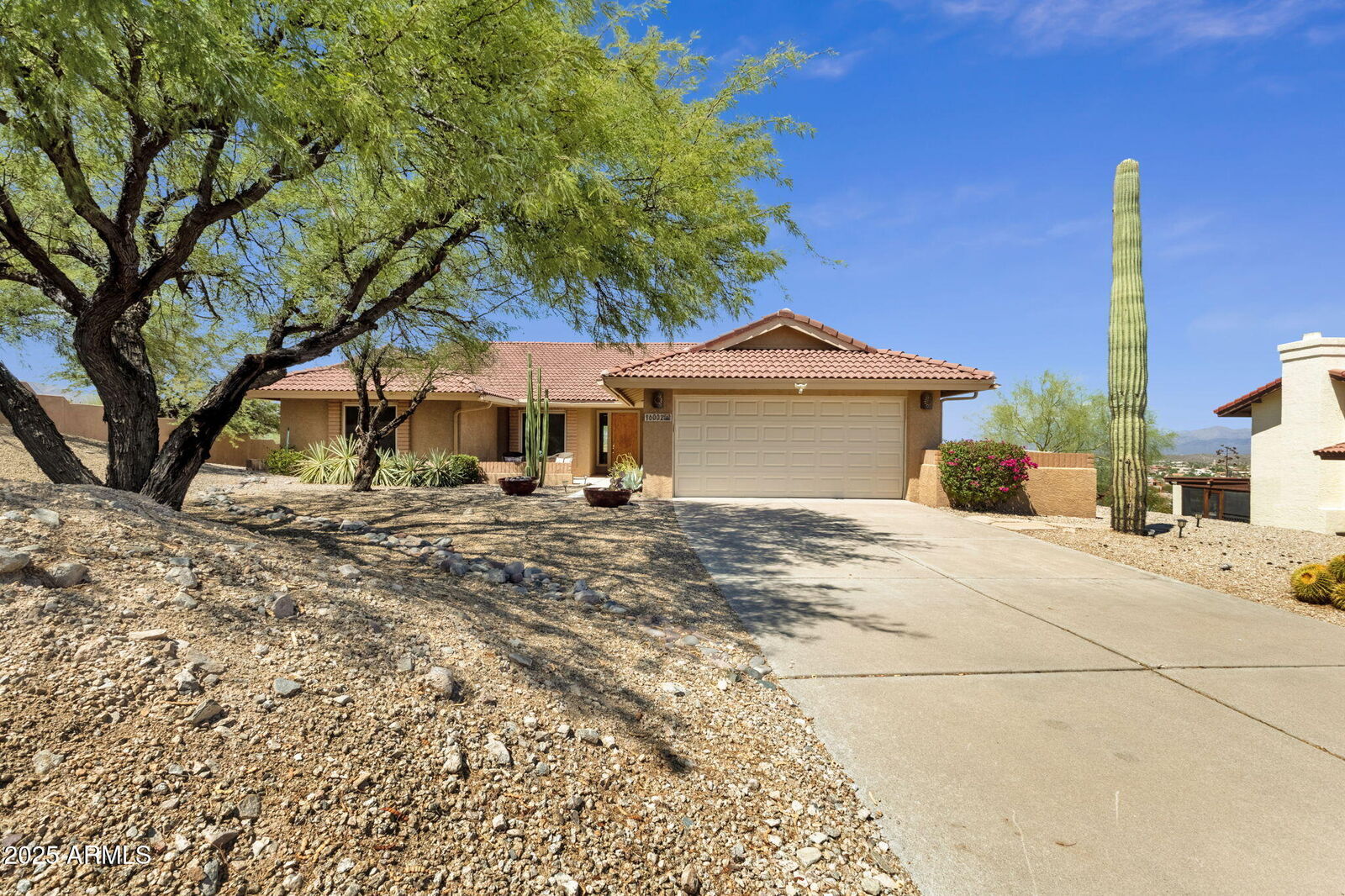 Property Photo: 16002 E El Lago Boulevard AZ 85268