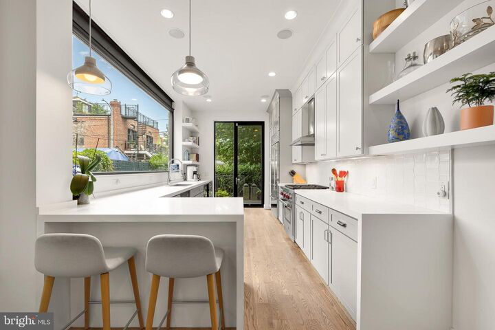 Property Photo:  1831 5th Street NW  DC 20001 