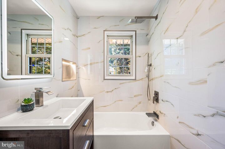 Property Photo:  2225 Palmer Avenue  PA 19007 