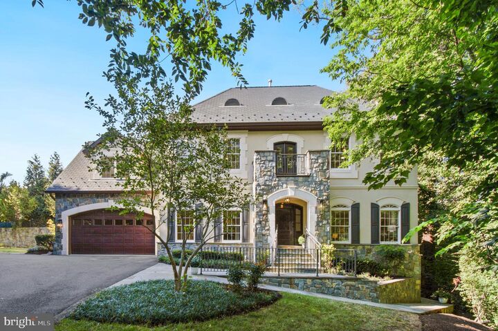 4621 24th Road N  Arlington VA 22207 photo
