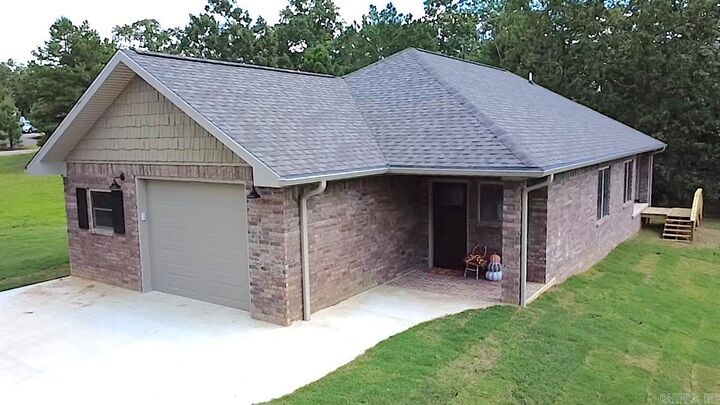 104 Red Oak Drive  Mena AR 71953 photo