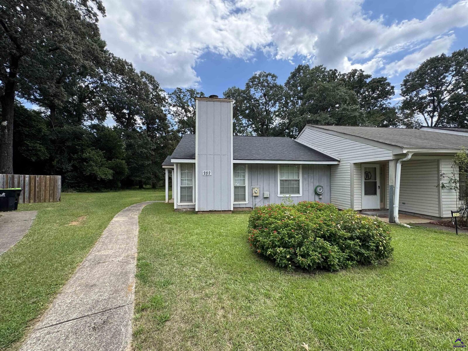 Property Photo:  282 Somerset Drive  GA 31088-0282 