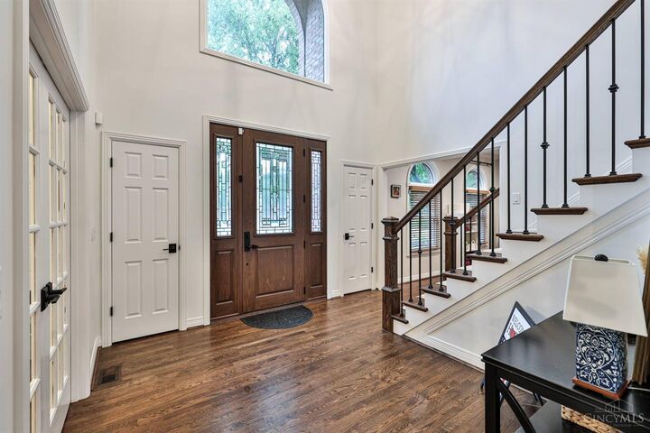 Property Photo: 1271 Aintree Court OH 45039