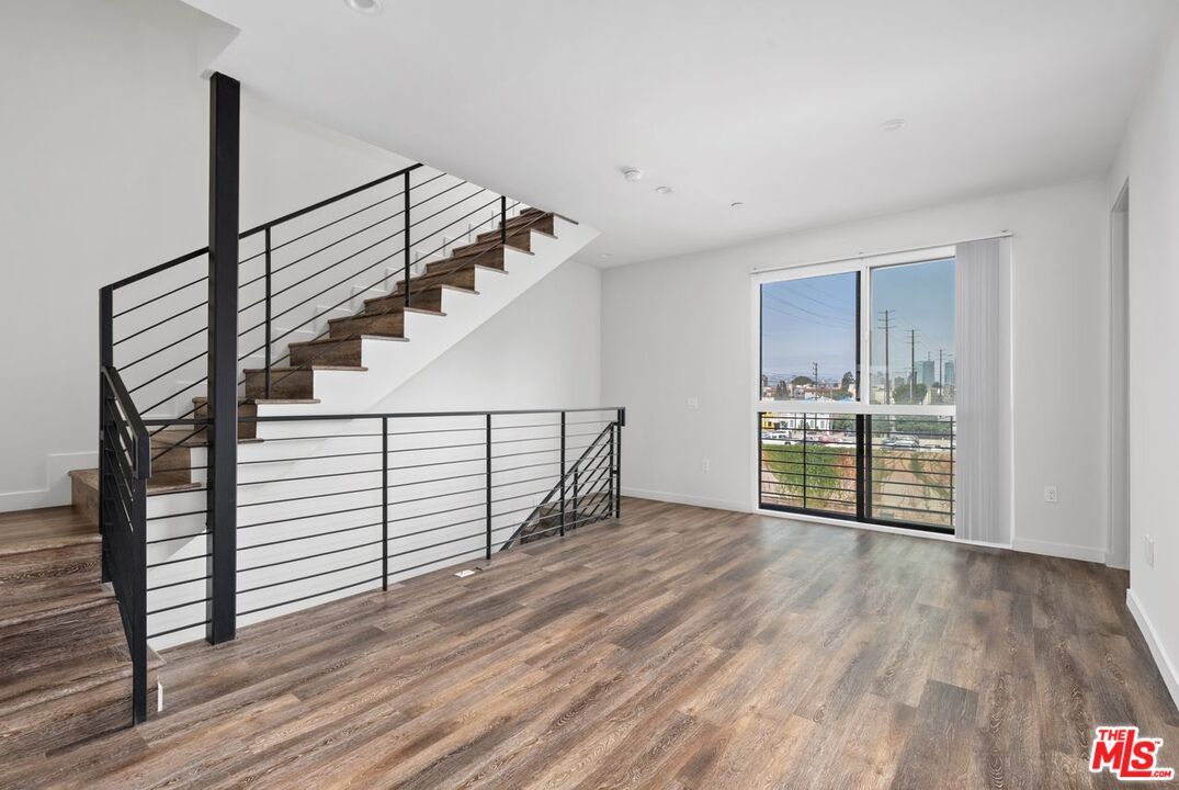 Property Photo:  11254 Mississippi Ave  CA 90025