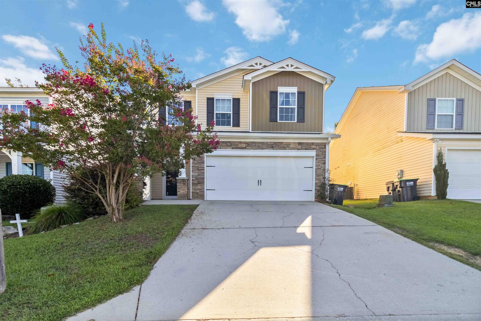 Property Photo: 460 Whispering Oak Circle SC 29036
