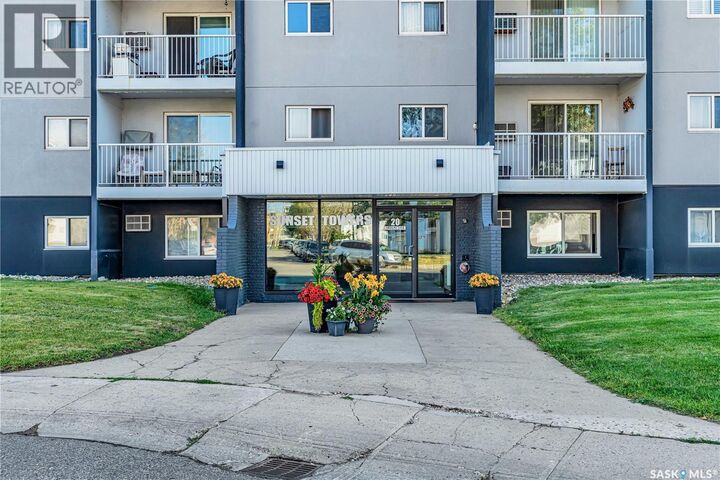 Property Photo: 613 20 Kleisinger Crescent SK S4R 7M3