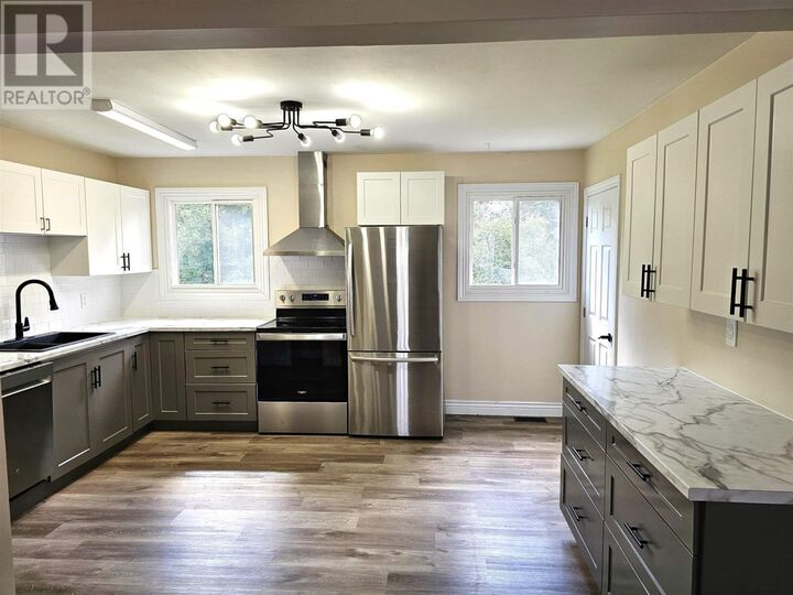 Photo de la propriété: 39 Chippewa St ON P6C 3A2