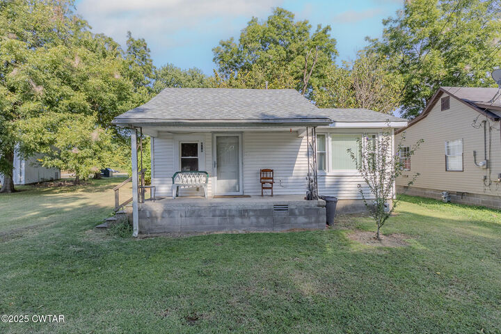 Property Photo:  418 S Washington Avenue  TN 38012 