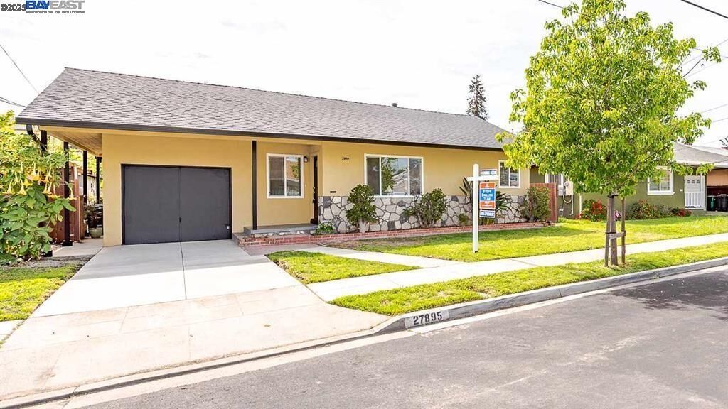 Property Photo:  27895 Bruno St  CA 94544 