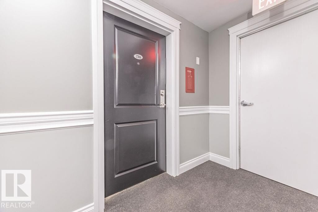 Property Photo: 10180 104 Street NW 2301 AB T5J 1A7