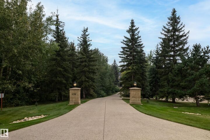 Property Photo:  52147 Rge Road 231 120  AB T8B 1A4 
